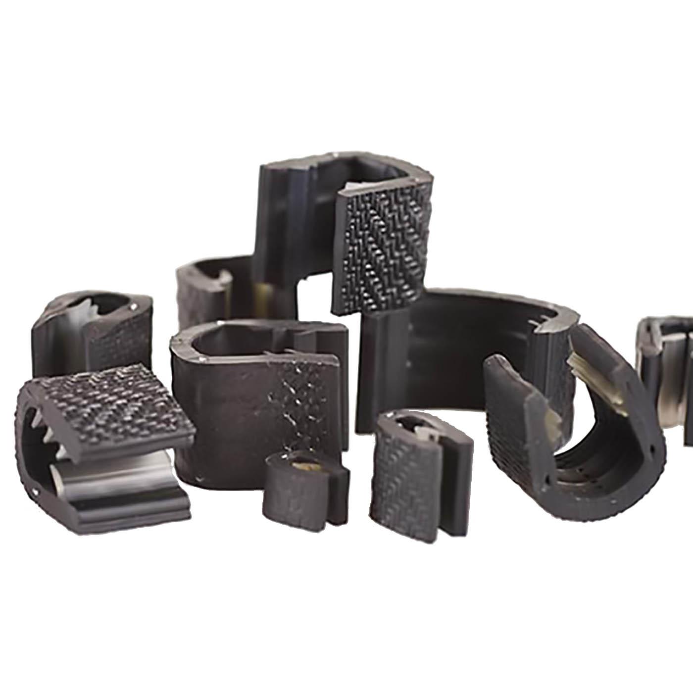 Cornière de protection noire, plage de serrage 1-2 mm, PVC, avec structure acier integrée, 100m Cornière de protection noire, plage de serrage 1-2 mm, PVC, avec structure acier integrée, 100m