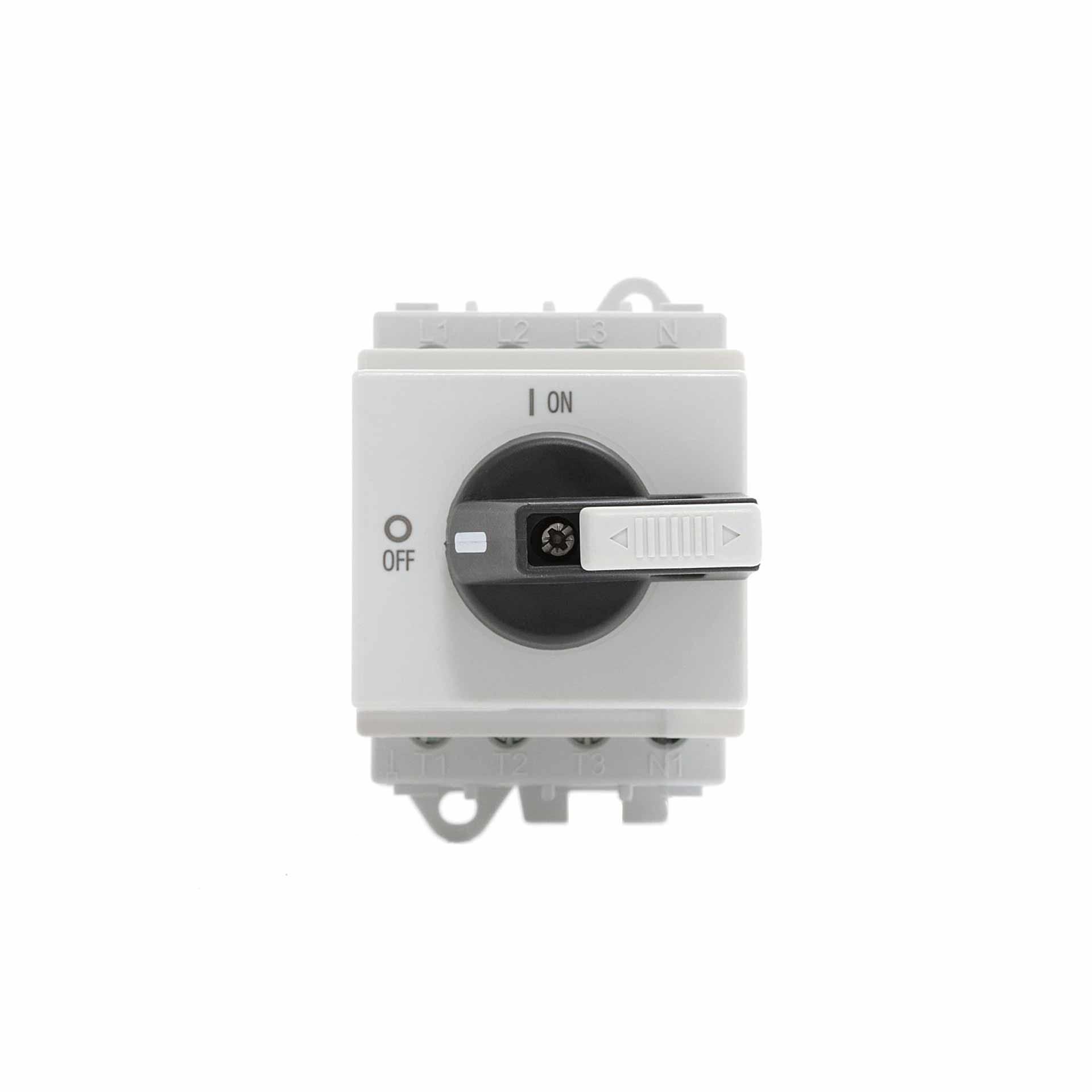 Sezionatore con dispositivo di blocco, 4 poli, 32A, 12,5 kW Sezionatore con dispositivo di blocco, 4 poli, 32A, 12,5 kW
