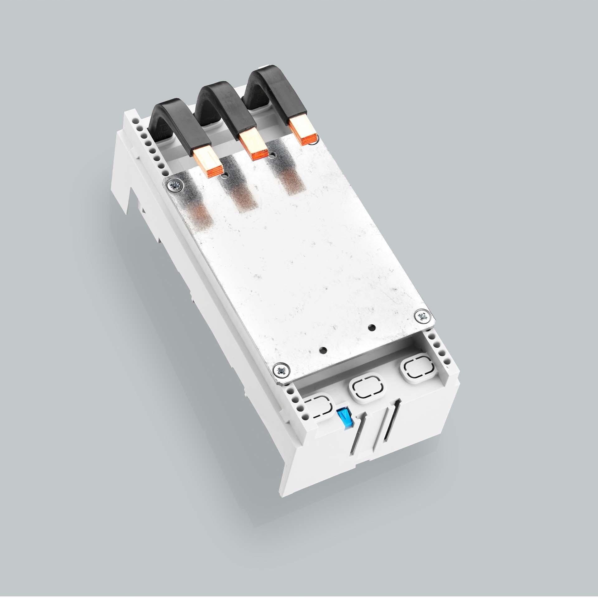 Adattatore sbarra 3P 160A, incl. capocorda CU, per Schneider Electric NSXm160, NG125, PowerPact B125