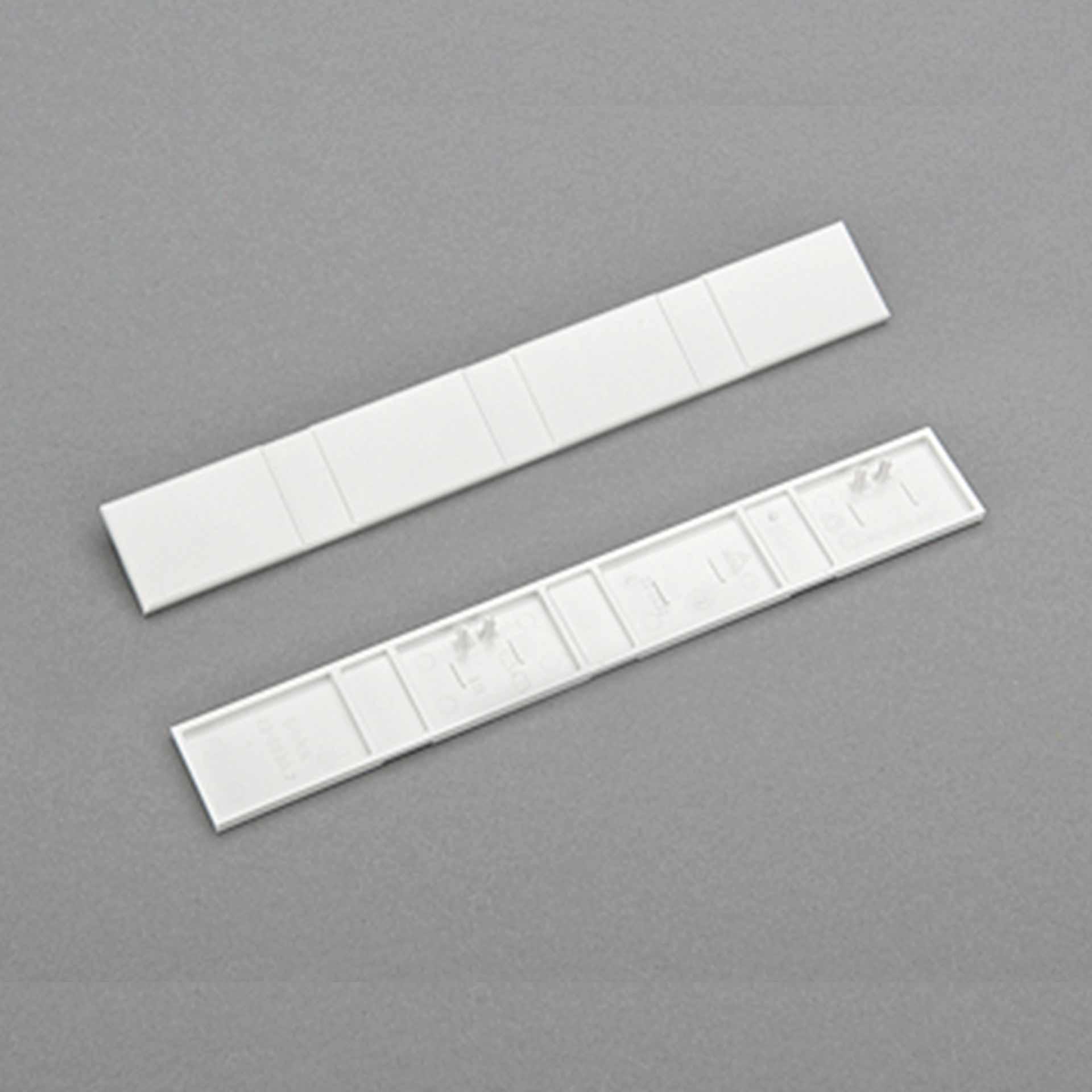 Cache d'extrémité pour support de jeu de barres 4P (Wöhner 01357 et 01485) Cache d'extrémité pour support de jeu de barres 4P (Wöhner 01357 et 01485)