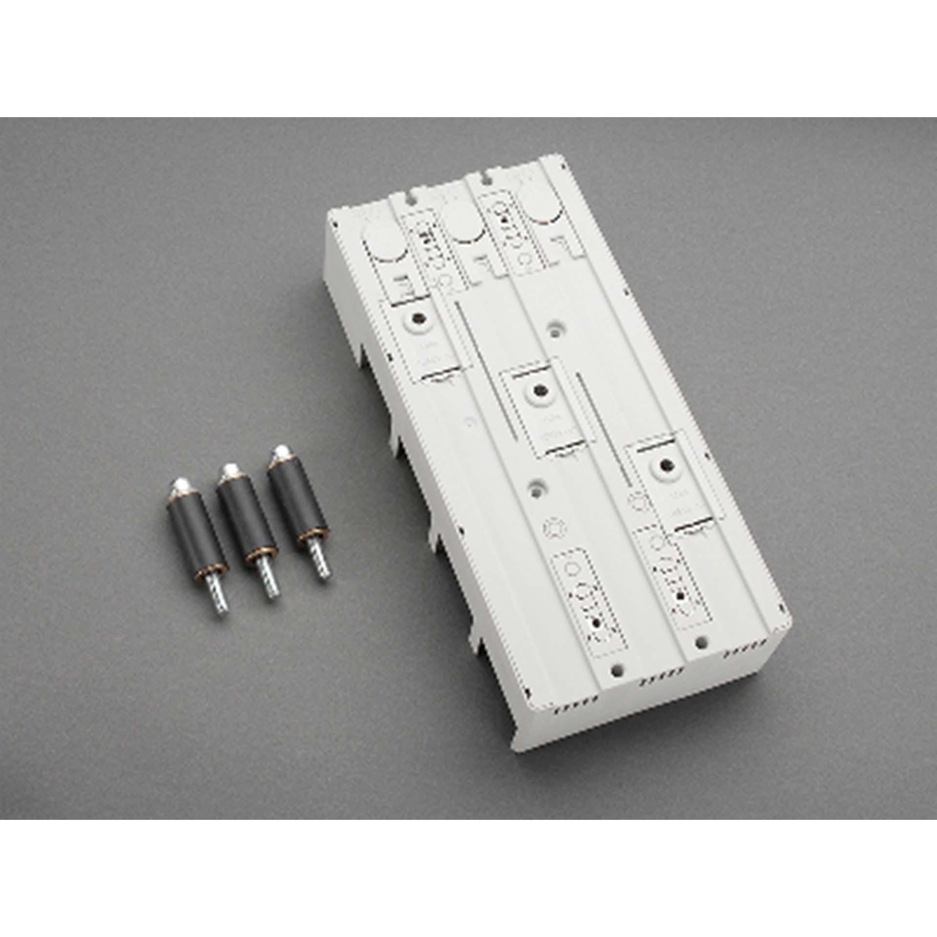 3P Sammelschienenadapter 630A, Schraubanschluss oben oder unten, 140x300mm