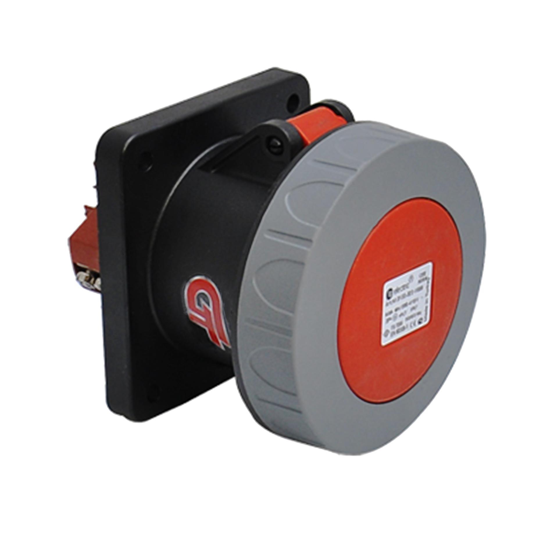 Presa CEE 63A 5P 6h, 3PNE 400V, IP67, versione diritta, contatti nichelati, versione GT, morsetto a vite.