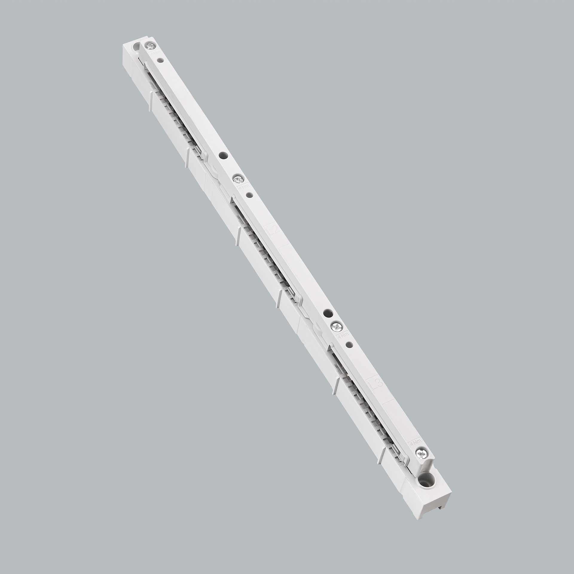 Universal-Sammelschienenträger 185mm / pour épaisseur de barre 30, 40, 60, 80, 100, 120 x 100mm Universal-Sammelschienenträger 185mm / pour épaisseur de barre 30, 40, 60, 80, 100, 120 x 100mm