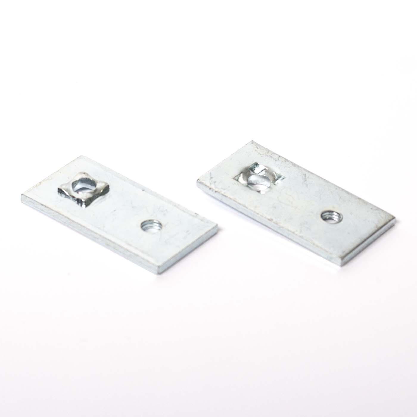 AZ 10.2 Piastra di collegamento in acciaio, Ø 6,5 mm / M6 / 25x50x3 mm AZ 10.2 Piastra di collegamento in acciaio, Ø 6,5 mm / M6 / 25x50x3 mm